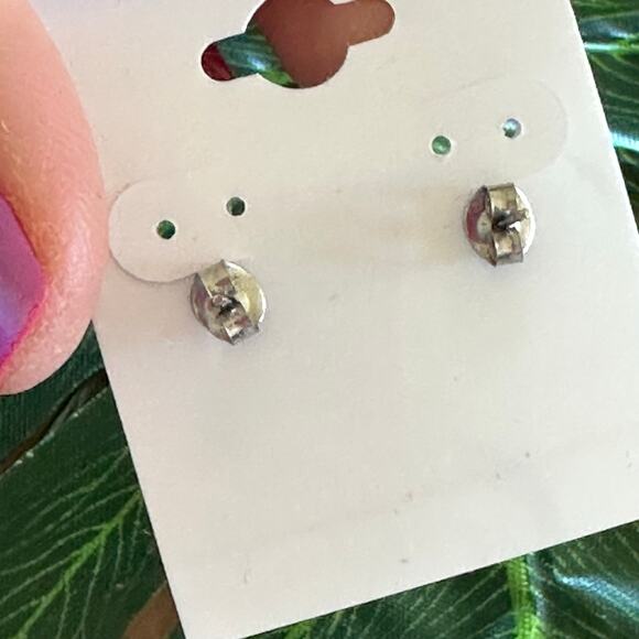 Diamond shape mint green stud earrings BOGO FREE - Picture 4 of 4